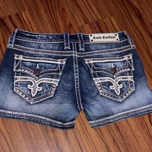Rock Revival NWT